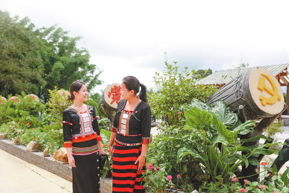 德宏州高品質推進現代化邊境幸福村建設_fororder_a83