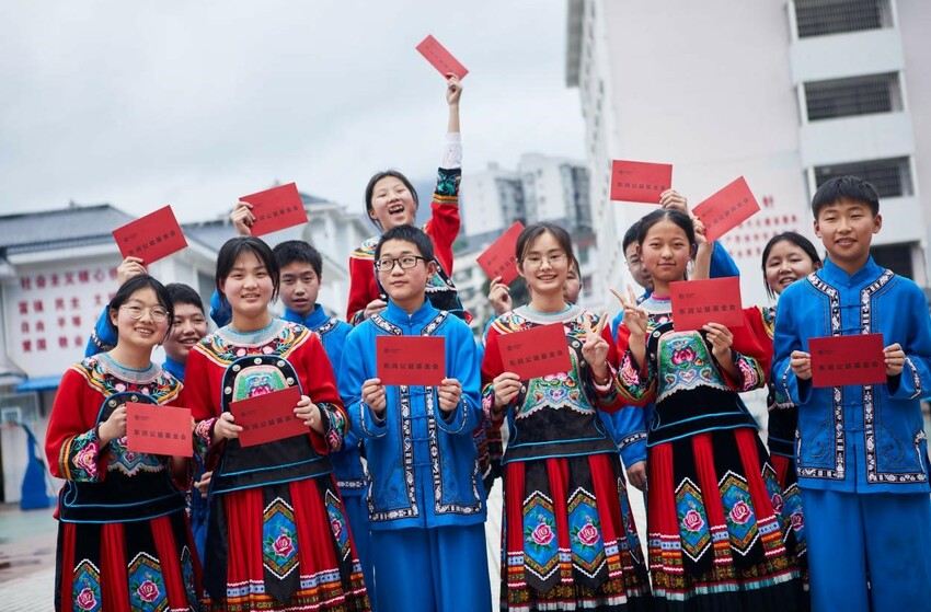 乡村振兴 教育先行丨“东润启航奖学金”和“东润益师奖”捐赠活动在湖南圆满举办_fororder_6