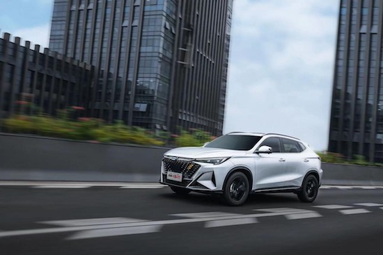 欧尚X5 PLUS拿捏年轻人需求 打造硬核“PLUS”_fororder_image006