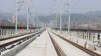 沿着高铁看贵州丨贵南高铁：从“0”到“1” 交通大动脉连接高原大海