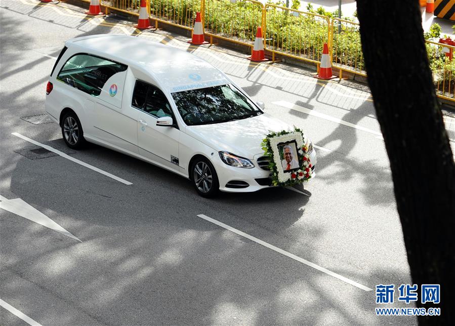 新加坡前总统纳丹遗体运往国会大厦供民众瞻仰