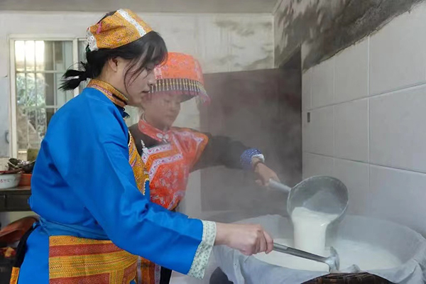 （张）泸州古蔺：苗家石磨菜豆花，磨出春日好时光_fororder_微信图片_20230328010830