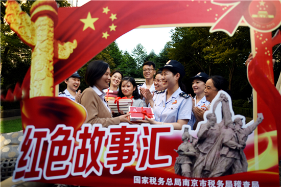 （供稿 社会广角列表 三吴大地南京 移动版）“红色故事汇”进社区系列活动在南京举行