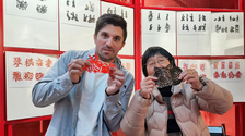 多國青年暢遊大荔展覽館 “沉浸式”感受大荔魅力