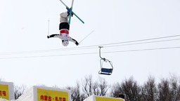 內蒙古呼倫貝爾：雪上飛 賽技巧