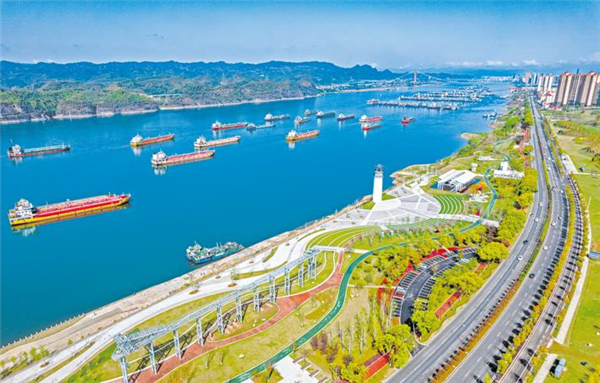 湖北：五年舒画卷 千里大江新_fororder_05