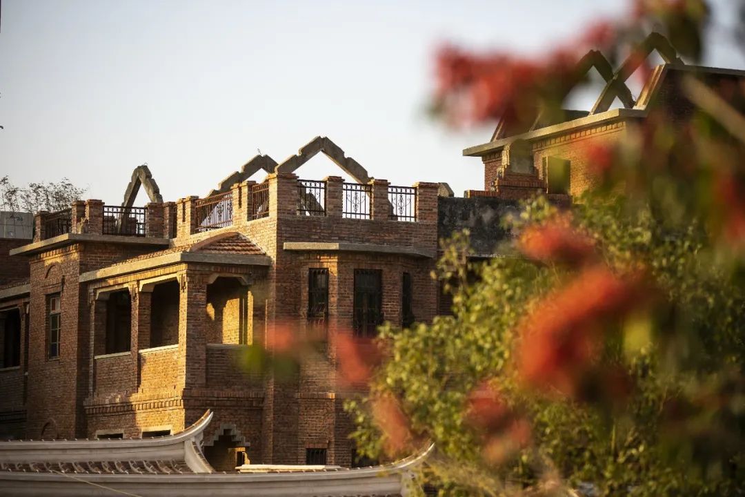 八閩文脈·僑心 | 最美“爛尾樓” 悠悠家國情