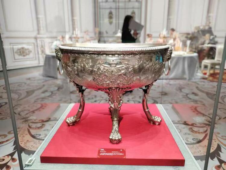 【原创】90余件展品带你穿越欧洲500年 英国V&A博物馆藏吉尔伯特精品展即将开幕_fororder_微信图片_202304271049252