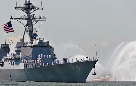 美对伊朗船只警示性射击 美国防部称符合专业规程
