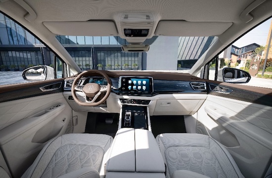 大V自然出众 上汽大众威然见证第3届斑彩螺奖高光时刻_fororder_image005