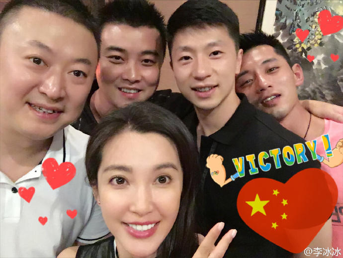 李冰冰晒与马龙、张继科合影：拍的是传奇！