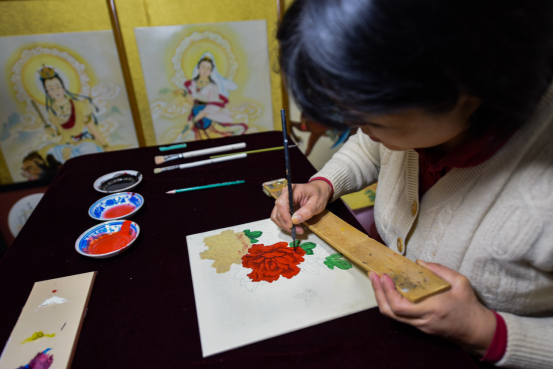 （原创）河北邯郸：巧手传承漆画技艺_fororder_河北邯郸：巧手传承漆画技艺341