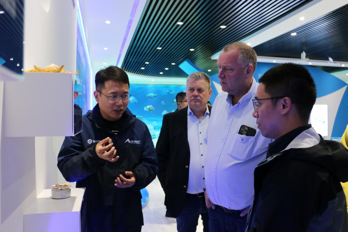 Норвежская делегация посетила Лайчжоу для изучения инвестиционного климата в рыбной промышленности_fororder_图片1