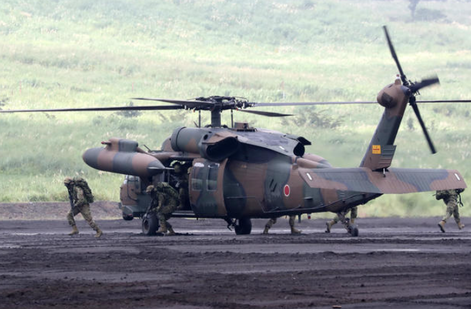 “黑鹰坠落” 日本陆上自卫队遭重创