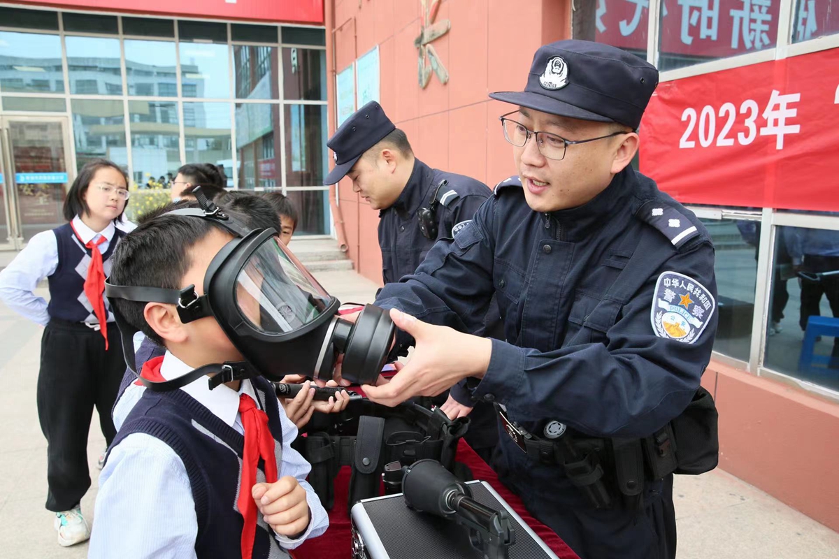 蕪湖邊檢站開展國家安全教育宣傳進校園活動_fororder_微信圖片_20230414084508