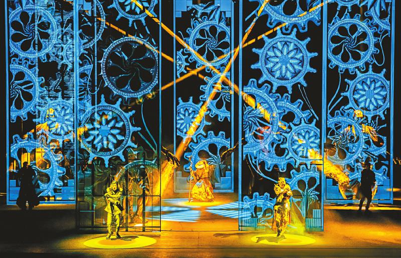 （转载）春暖花开 戏剧“沉浸式”更新演出消费场景_fororder_dcd9420892f3748cf6d363a99c7f7d26