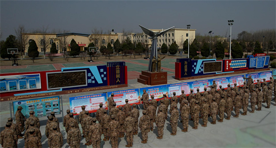 锦州军地联合开展全民国家安全教育日普法宣传系列活动_fororder_11