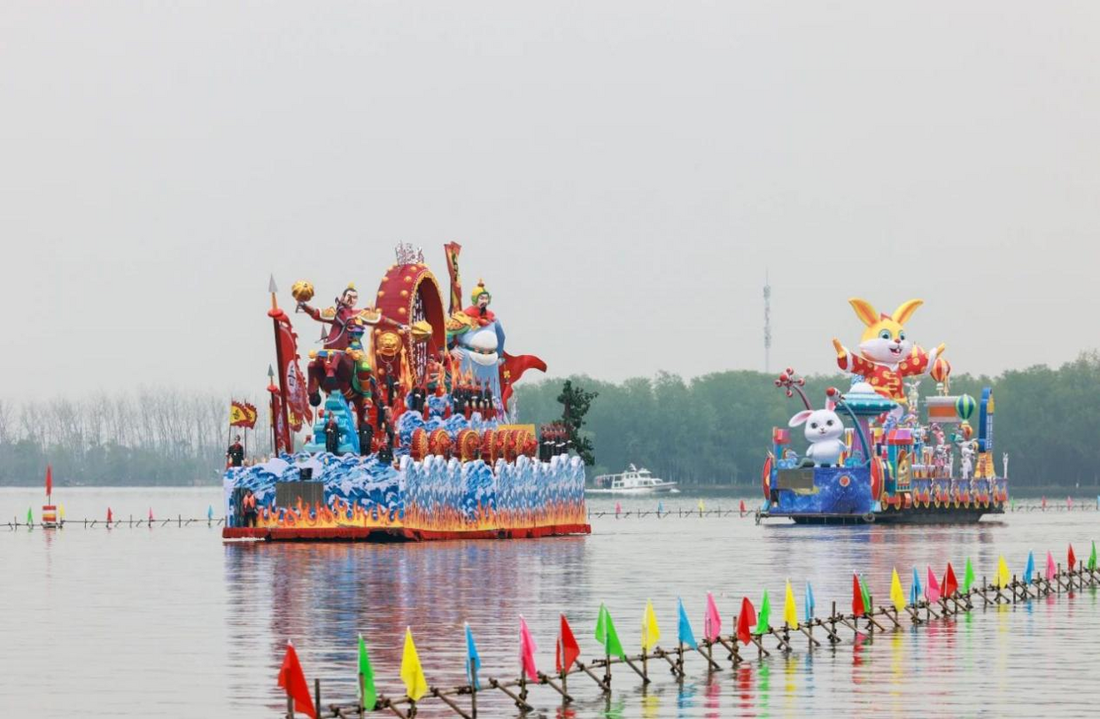 Qintong Boat Festival Opens in Eastern China_fororder_图片4