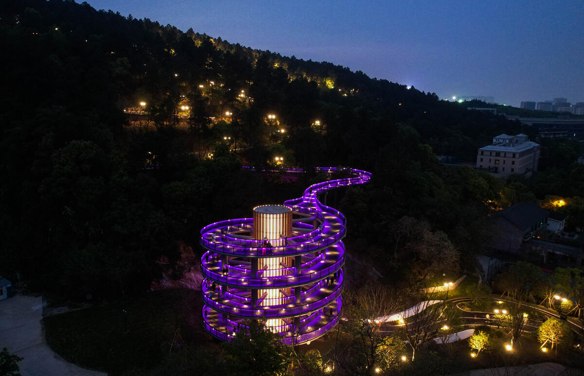 杭州临平山360度旋转绿道惊艳亮相_fororder_W020230415331899854550