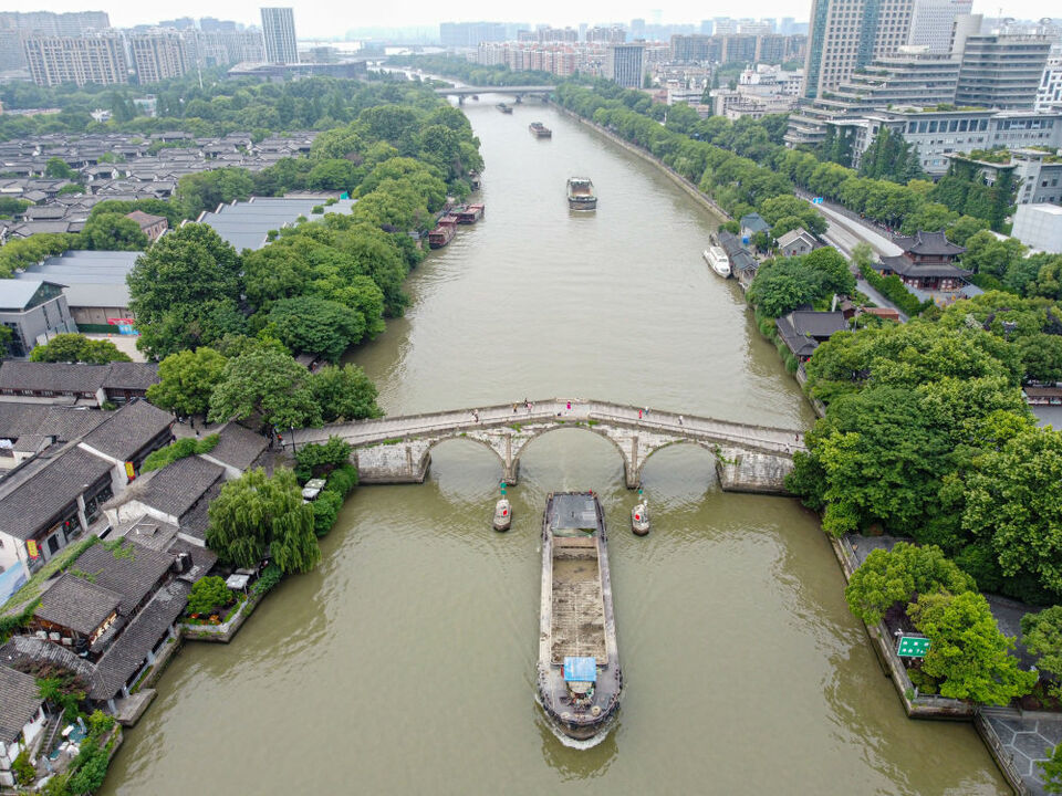天空之眼瞰祖国｜穿越机飞看大运河：水脉通南北 文脉连古今