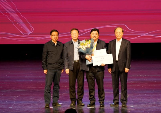 中國民族樂器（古琴）製作大賽頒獎典禮在開封市蘭考縣舉行_fororder_圖片1