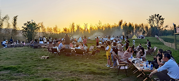 （张）宜宾市兴文县僰王山研学旅行实践营地今日开营_fororder_开心派对-摄影-高学兵