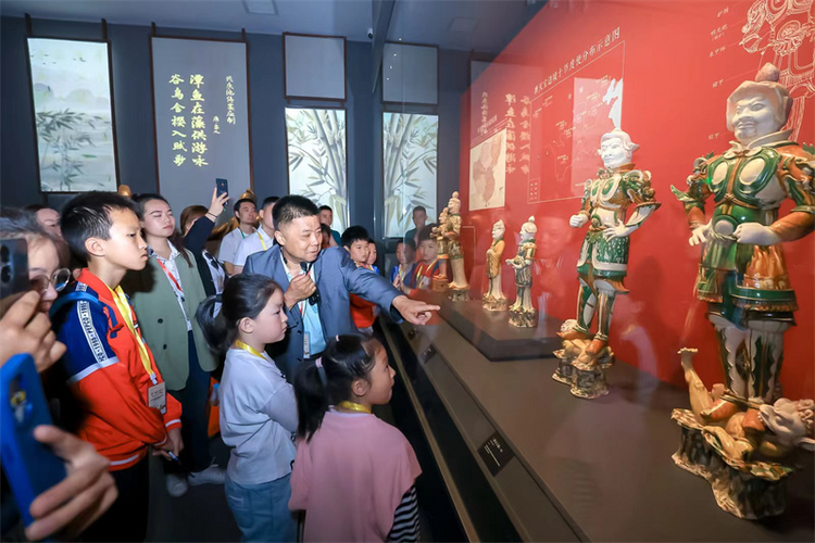 2023年碑林区“5.18国际博物馆日&5.19中国旅游日”小小讲解员研学实践活动举行_fororder_图片1