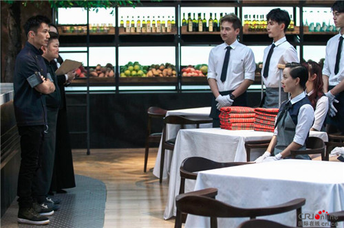 谢霆锋厨房过生日 蔡依林陪同(图)