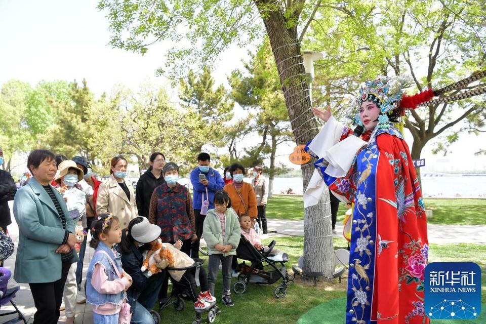 山东东营：逛黄河大集 赏民俗文化_fororder_1