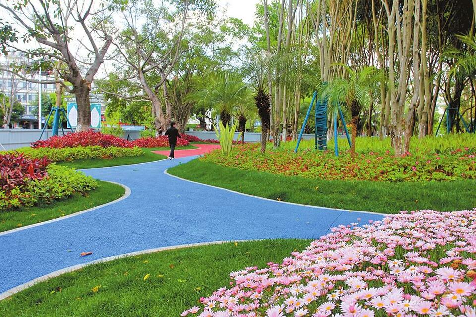 雲南普洱:“口袋公園”提升城市顏值_fororder_c1b5