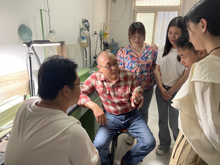 （原创）石家庄新华区：非遗碾玉传技艺_fororder_微信图片_20230517154931