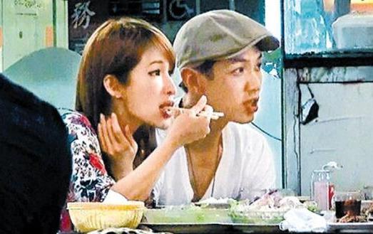 柯震东谈萧亚轩新恋情很淡然:当然祝福啊