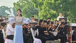 【区县新闻】上海湾区·花开海上音乐节在金山区举行