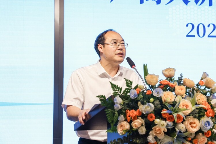广州商学院以线上线下方式举行“广商大讲堂”第二讲