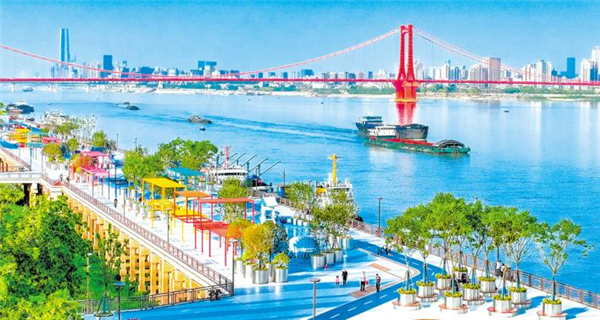 湖北：五年舒画卷 千里大江新_fororder_08