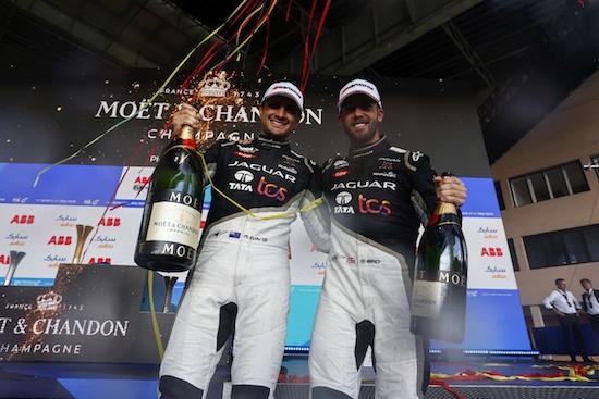 包揽冠亚军 刷新车队历史 捷豹TCS车队圆满收官Formula E柏林站“双连赛”_fororder_image001