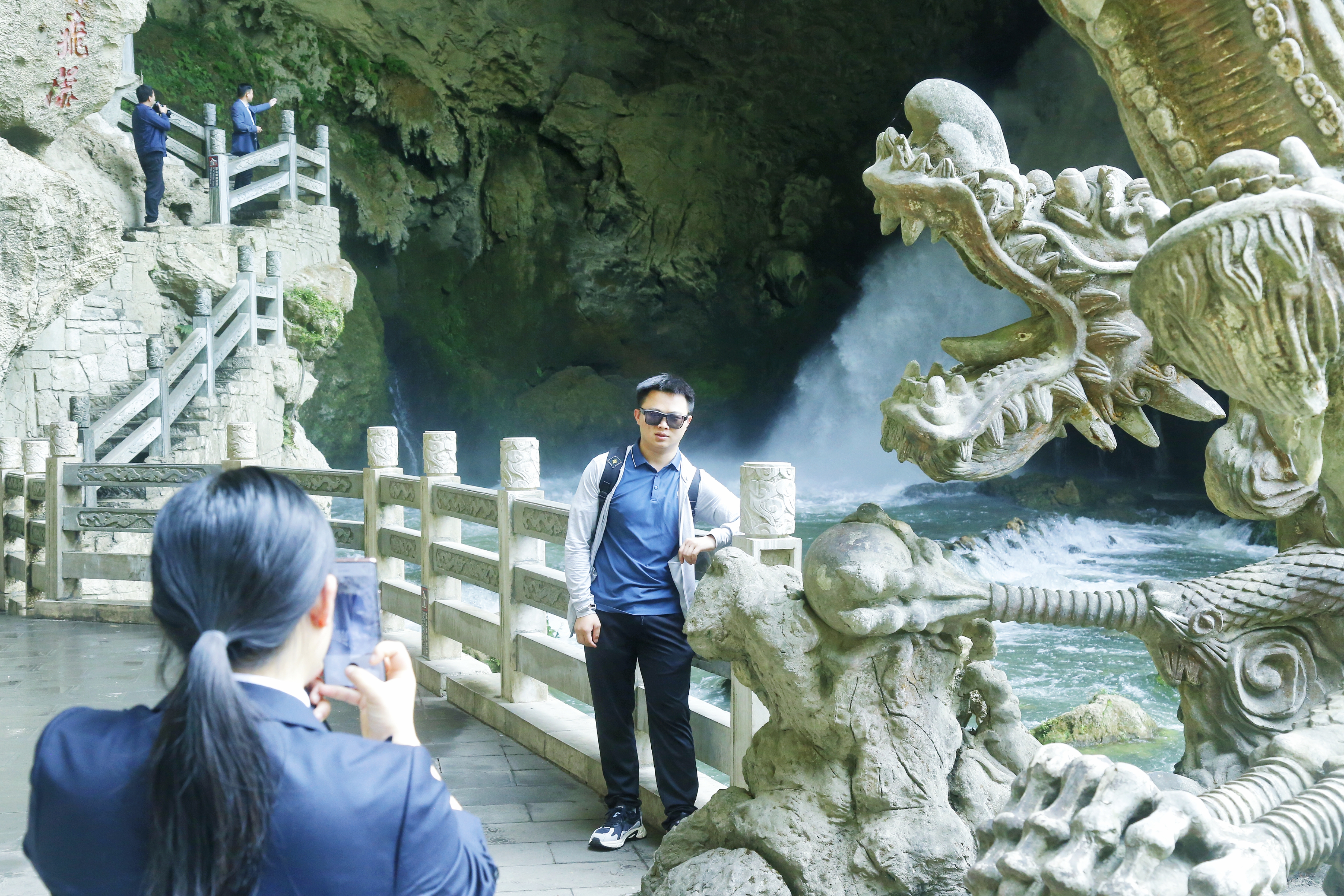 安顺龙宫获4+1项“最”纪录 正式开启三大主题系列活动