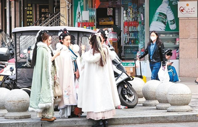 人气回暖 消费复苏  西安旅游消费将迎“高光时刻”_fororder_微信图片_20230427083001