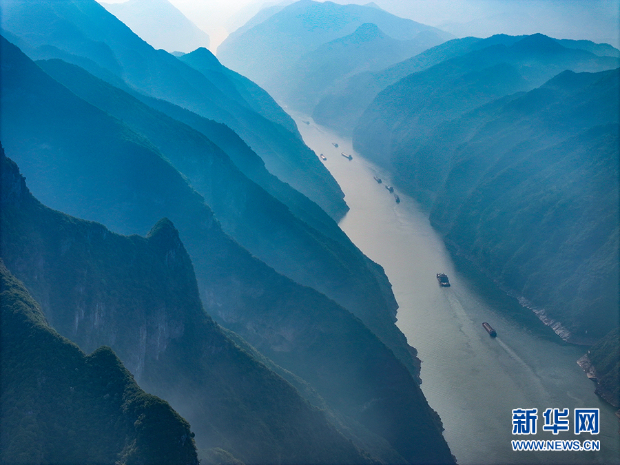 重庆：航拍五月三峡 赏看江山如画