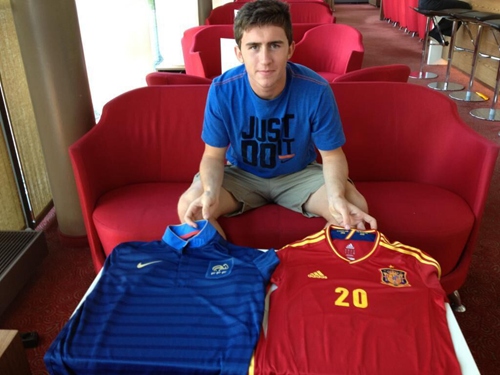 重磅!法國青隊長願為西班牙效力 中衛危機告破 重磅!法國青隊長願為西班牙效力 中衛危機告破