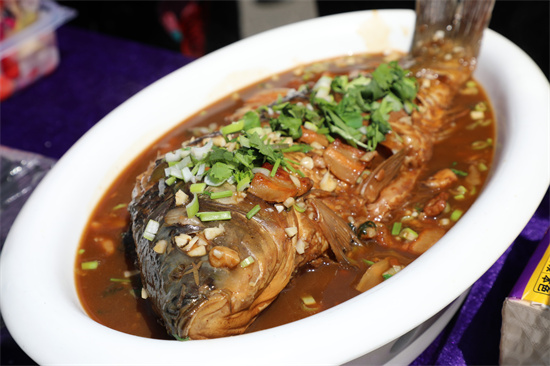 （吉林频道）“踏青品鱼、寻味江城” 吉林市丰满区松花湖鱼市大集开市了_fororder_微信图片_20230428140047