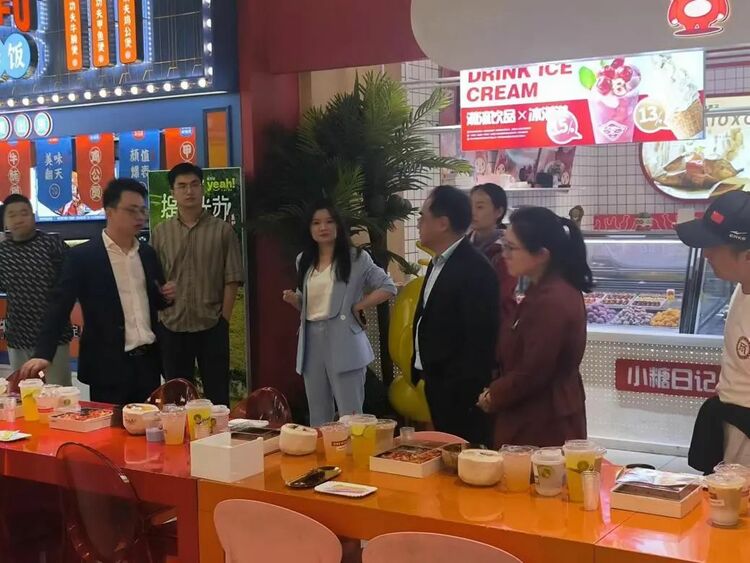中国政法大学2022级MBA集中班赴燕山石化开展实践教学活动