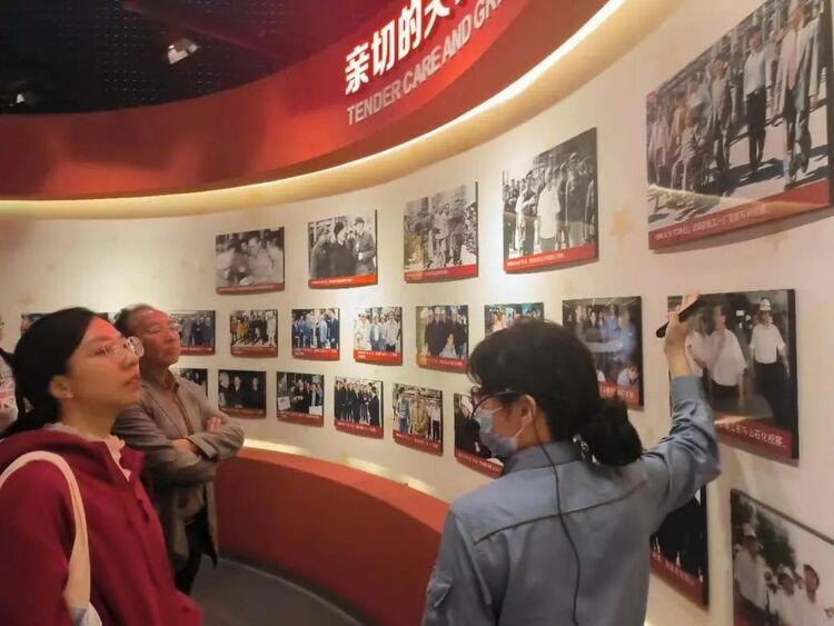 中国政法大学2022级MBA集中班赴燕山石化开展实践教学活动