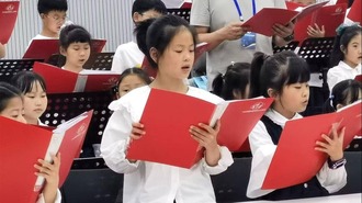 “艺术之美和老师的爱滋润童心” 湖北省歌少儿合唱团开放日活动举行