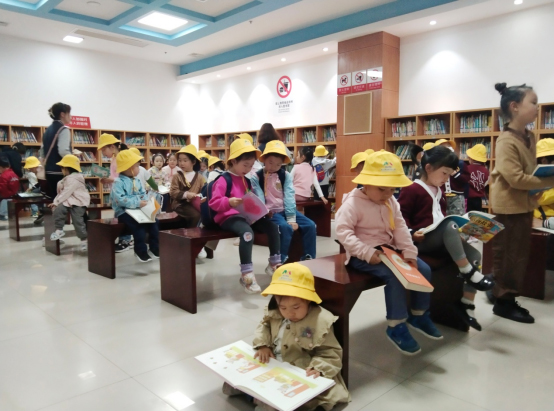 政协委员共行动 探索人文青羊“全龄阅读”低龄儿童沉浸式启智新模式_fororder_未标题-3