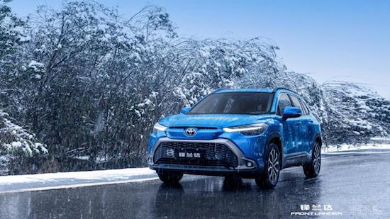 试驾广汽丰田锋兰达 好看好开还好用 难怪这么好卖_fororder_image003