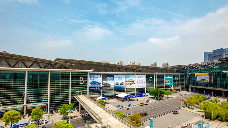 【汽车频道 资讯】江苏苏州：政府补贴+车商优惠+车展补贴 “五一”车市迎消费热潮