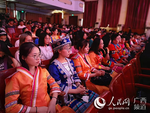 《红色传奇》进高校系列活动持续升温