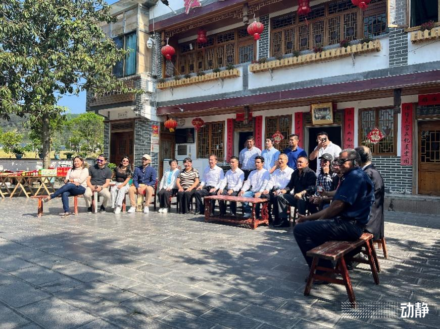 （中首）洪都拉斯与中国建交后首个代表团到访贵州