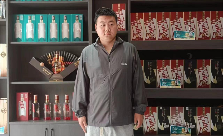 艱難方顯勇毅 磨礪始得玉成——柳林酒業集團漢中市漢臺區業務員陳志鵬_fororder_圖片1